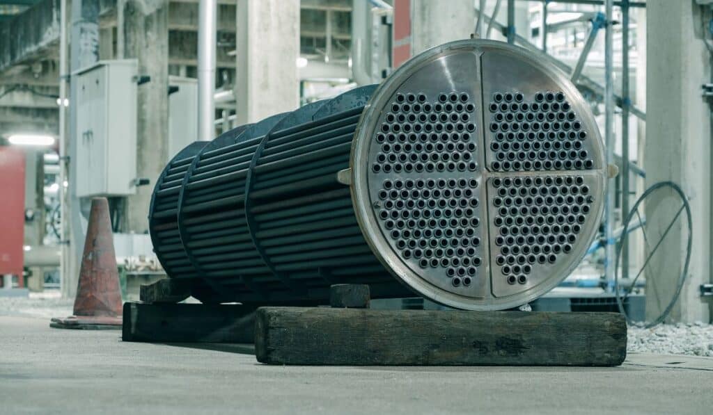 Como o aço duplex 2205 aumenta a vida útil de trocadores de calor e aquecedores de água industriais? 2 Aço duplex 2205 em trocador de calor