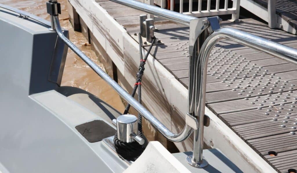 Como o aço inox duplex se destaca em processos com água do mar? 2 Aço inox duplex aplicações