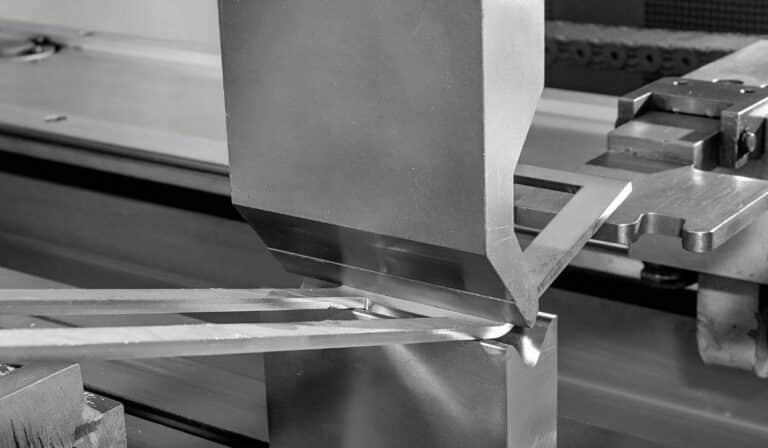 Dobra de chapa de inox