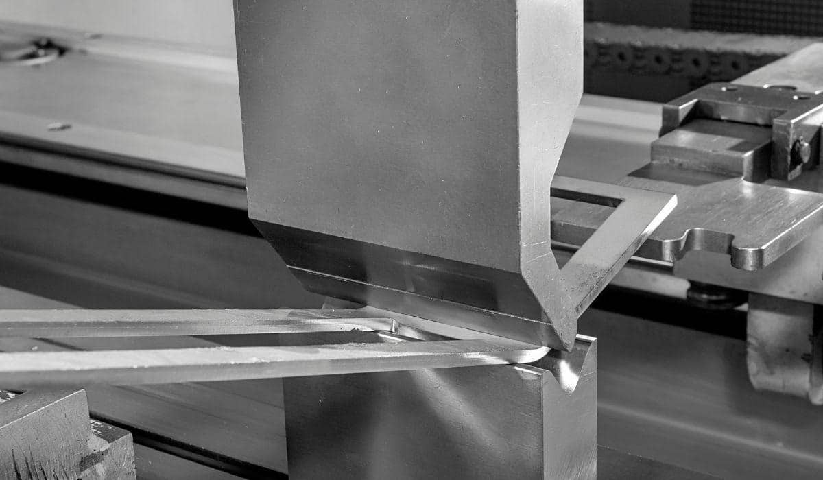 Dobra de chapa de inox