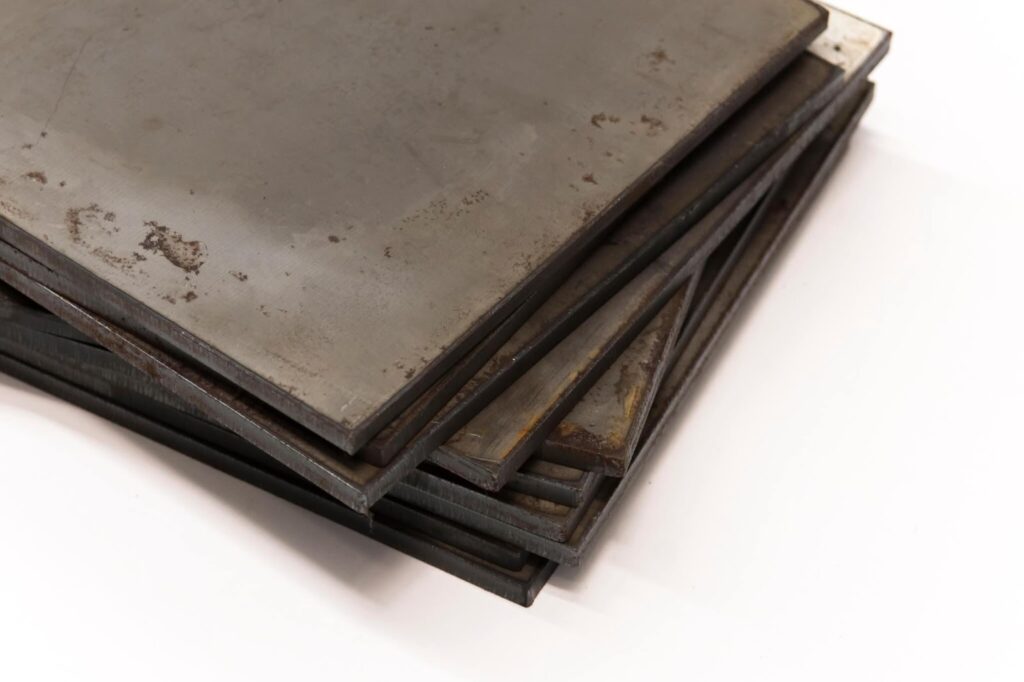 Chapas grossas de Inox (até 5 polegadas): Desafios de corte e manuseio na indústria pesada 2 image 10